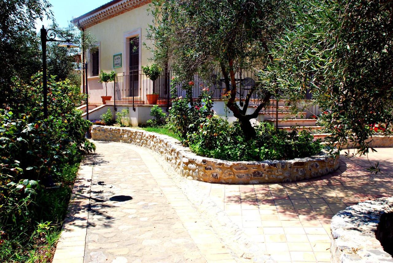 Agriturismo Casacchella Marina di Sibari Bagian luar foto
